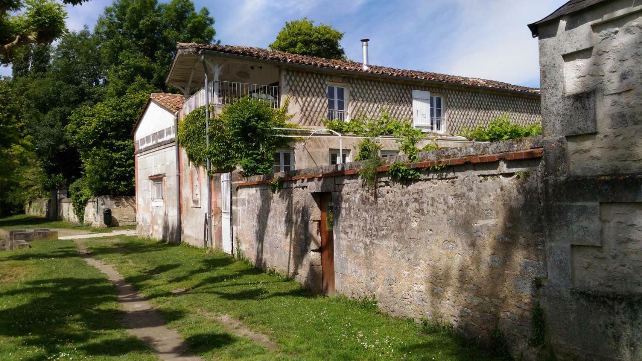 הוילה ז'רנק Le Gue Renard-Un Balcon Sur La Charente מראה חיצוני תמונה
